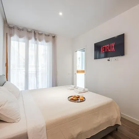 Apartment Moderno Con Terrazza & Palestra
