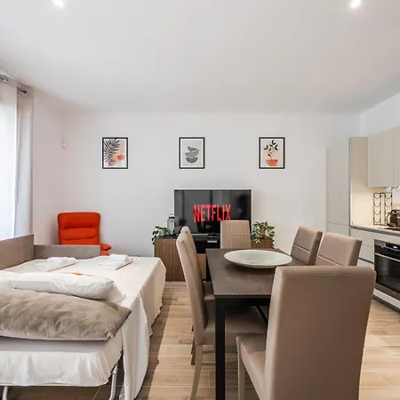 Moderno Con Terrazza & Palestra Apartman Milánó